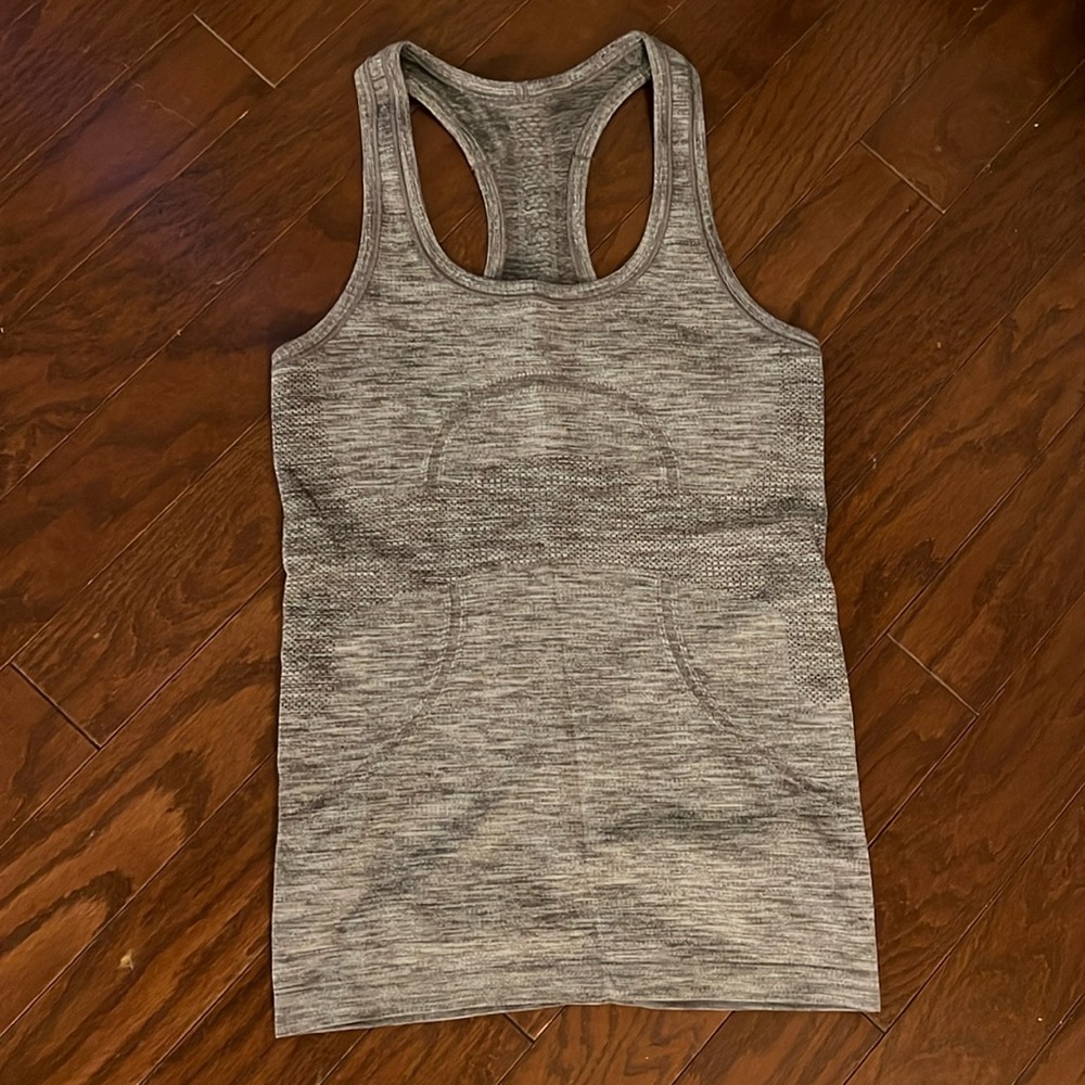 Lululemon Swiftly Tech Racerback Original Grey Size 6